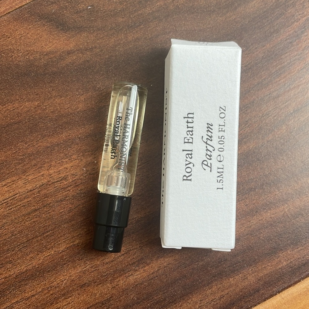The Harmonist Royal Earth Eau de Parfum Perfume Sample Travel 1.5 ml 0.05 fl oz